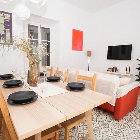 California Apartament Dos De Mayo Seville Luaran gambar