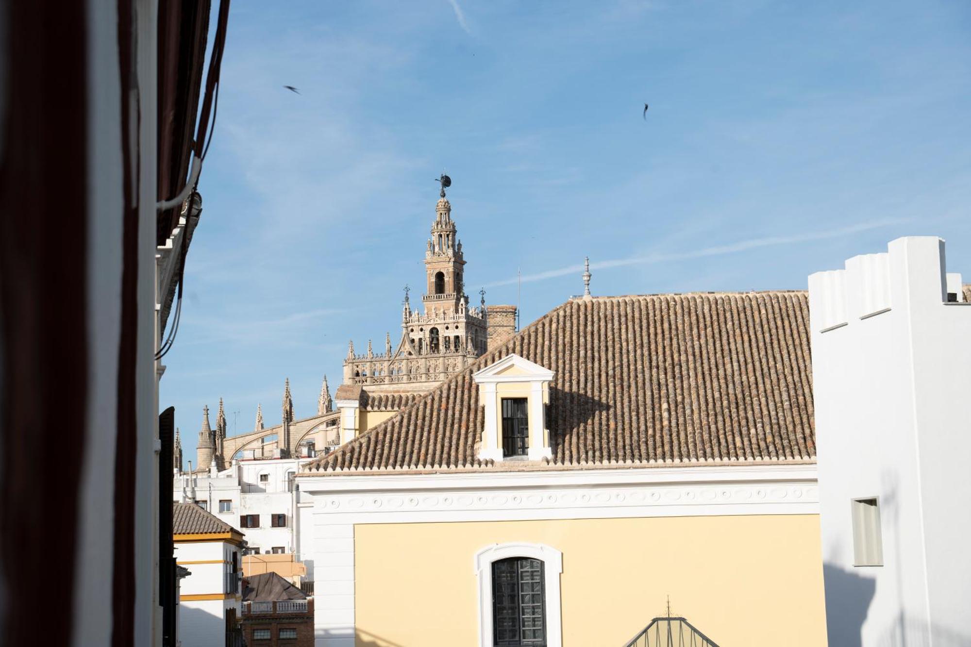 California Apartament Dos De Mayo Seville Luaran gambar
