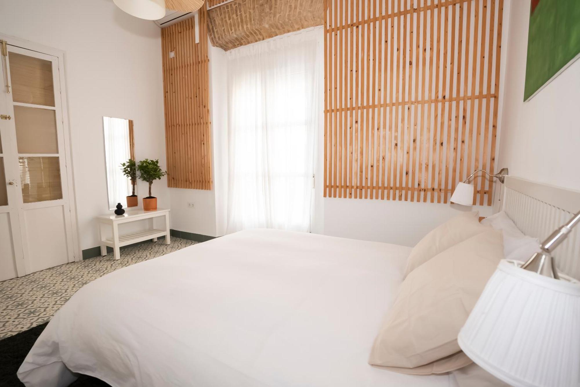 California Apartament Dos De Mayo Seville Luaran gambar